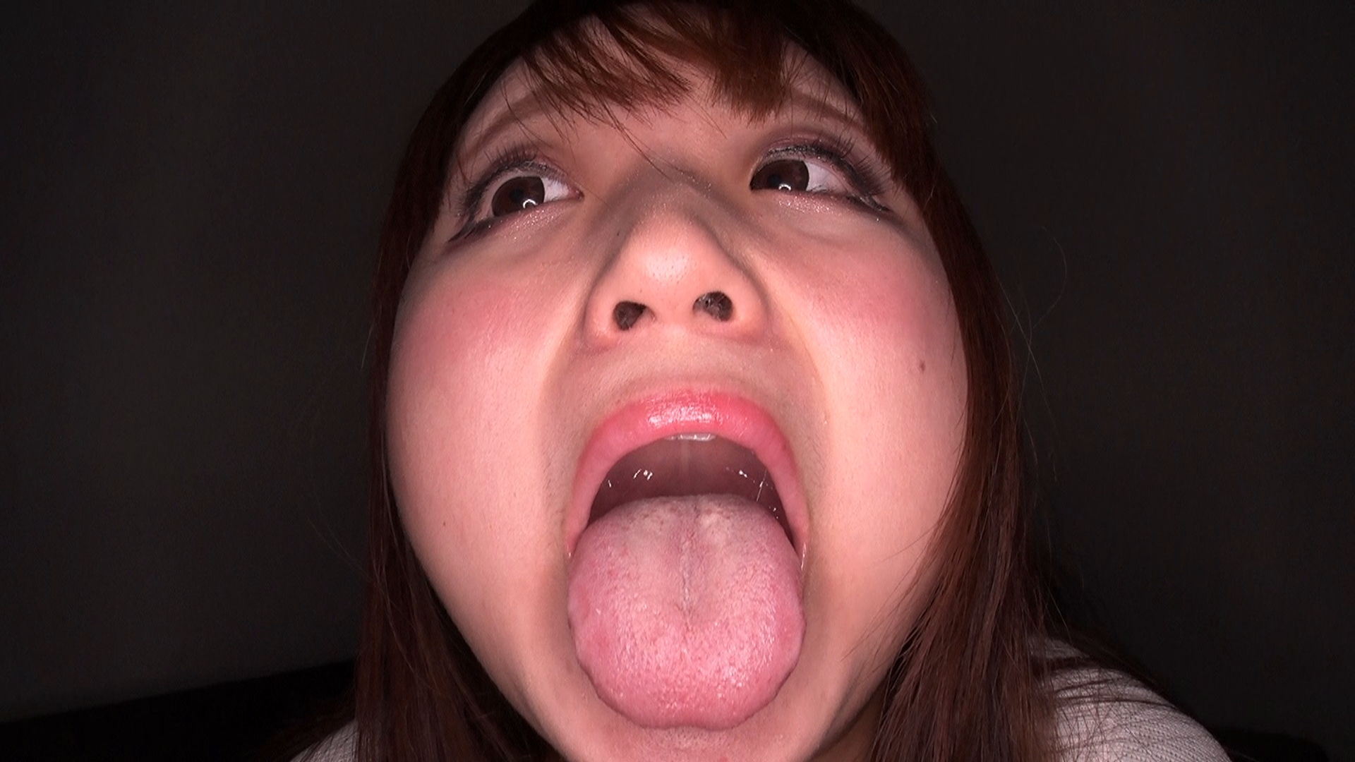 女子高生のエロい唇 どアップ 