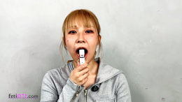 フェチ：レズ：※口臭レベル２※桐谷すずねちゃんの口臭を嗅がせてもらおう！バーチャル口臭責め