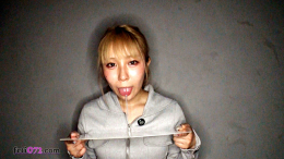 フェチ：レズ：自分の唾液を乾燥させて匂いを嗅いだら…♡すずねの唾液乾燥匂い嗅ぎ