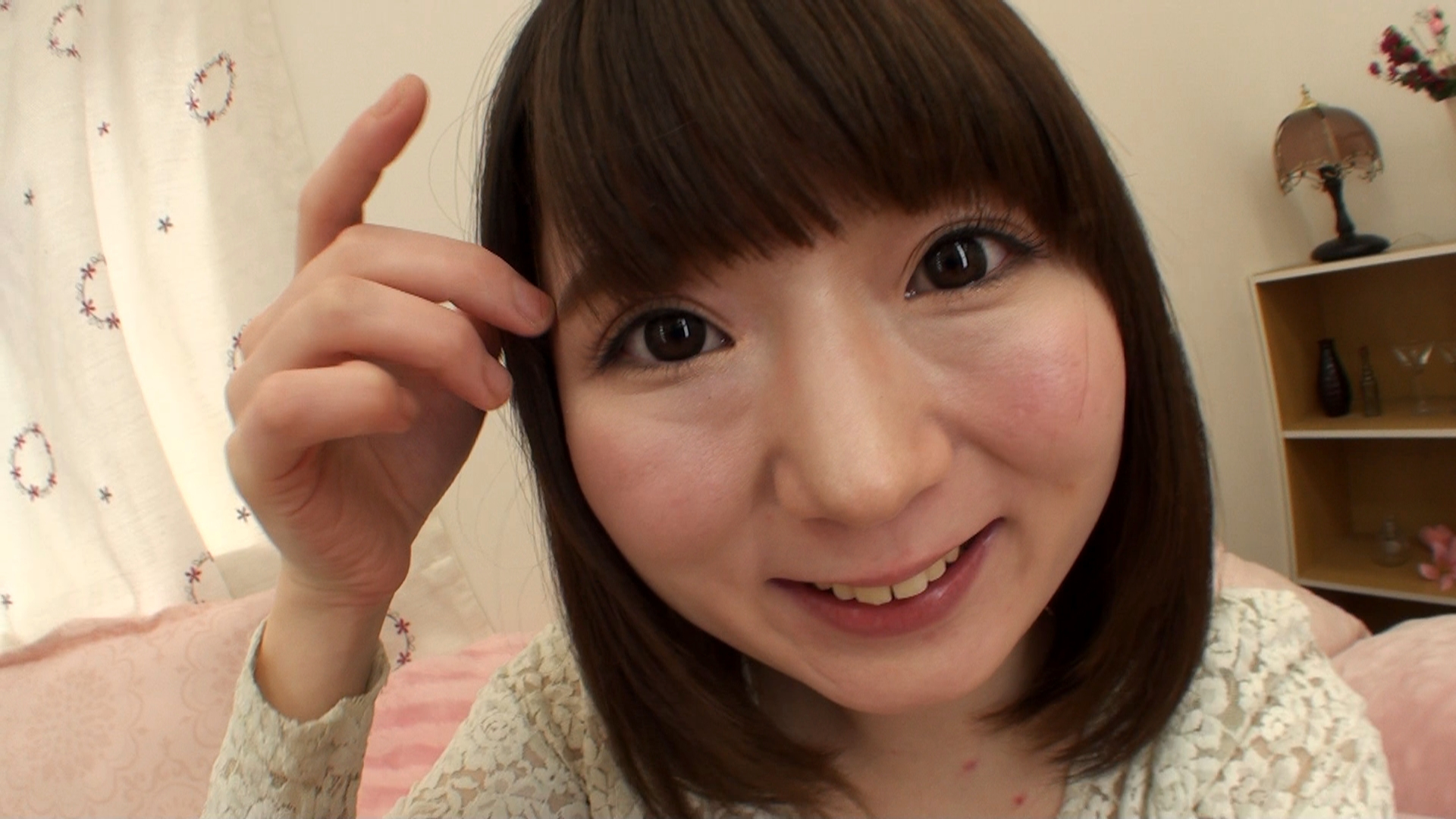 小雛ましろ　アダルトチャット 自撮り見せ付け淫語～アダルトチャットガールのエッチなオナサポ 篠崎みお レズ、フェチ動画詳細 レズ、フェチ・オナニー